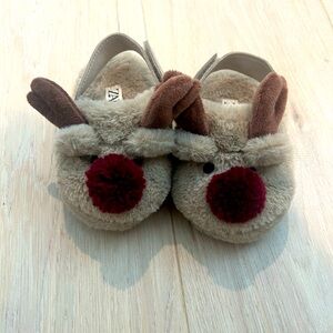 Zara Reindeer Slippers size Toddler US 5/5.5 EU 20/21